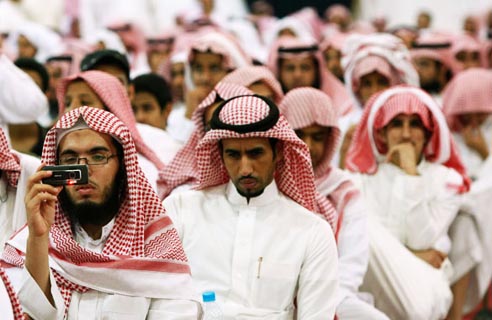 Saudi arabian men