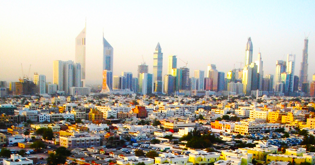 Dubai_and_skyline